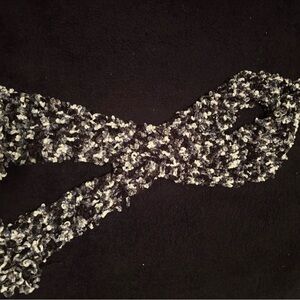 Stylish Black and White Women's Scarf